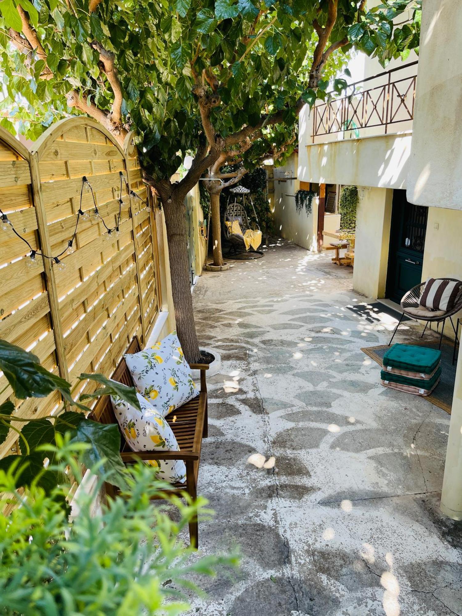 Airport Cottage House Artemida  Luaran gambar